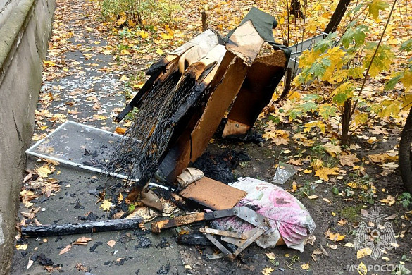 Неосторожный курильщик едва не спалил квартиру в Иванове